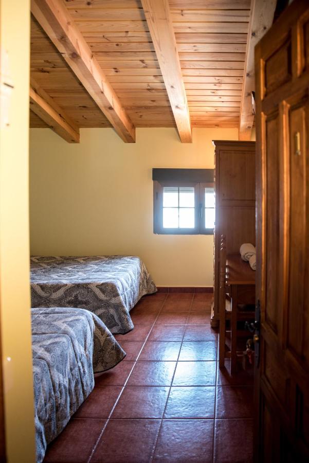 Hospedaje Rural Casa Parri Poveda de la Sierra Екстериор снимка