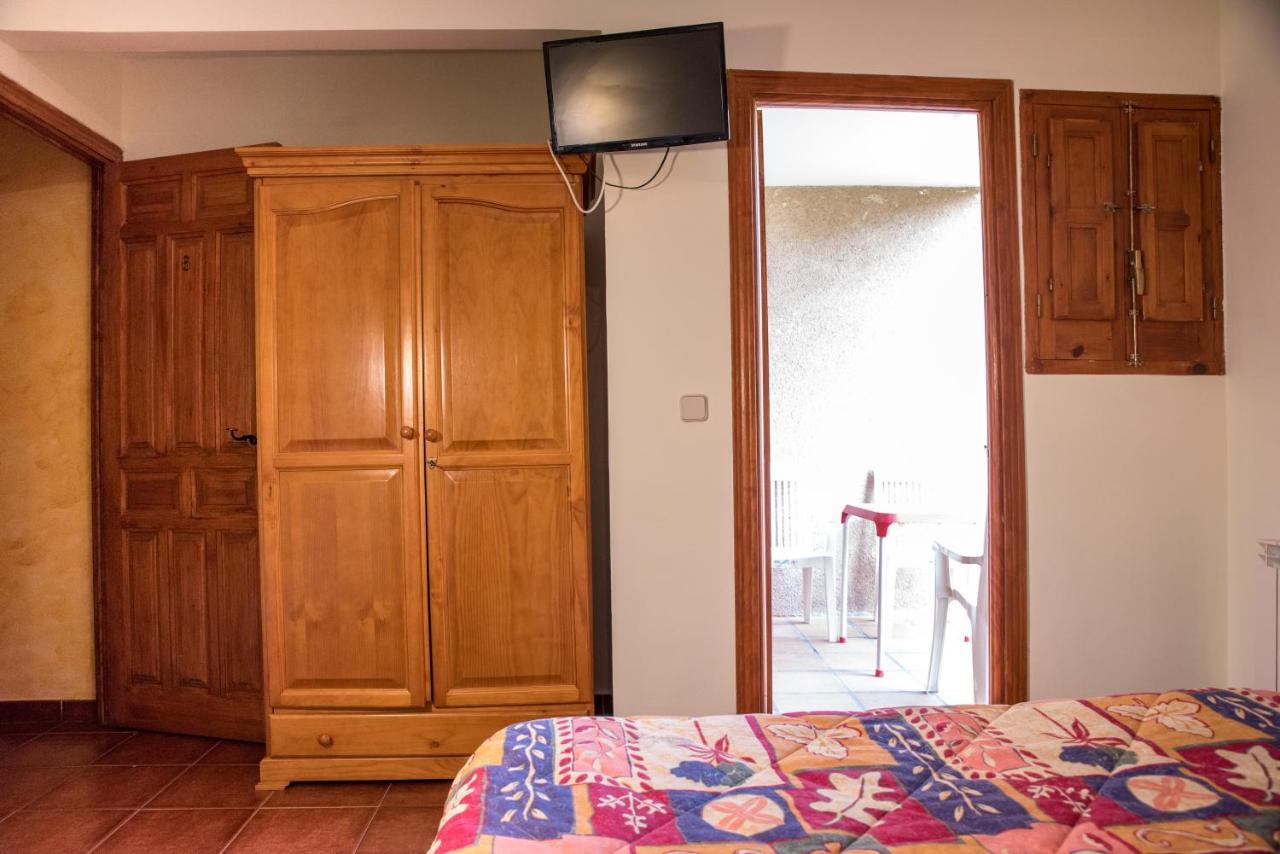 Hospedaje Rural Casa Parri Poveda de la Sierra Екстериор снимка