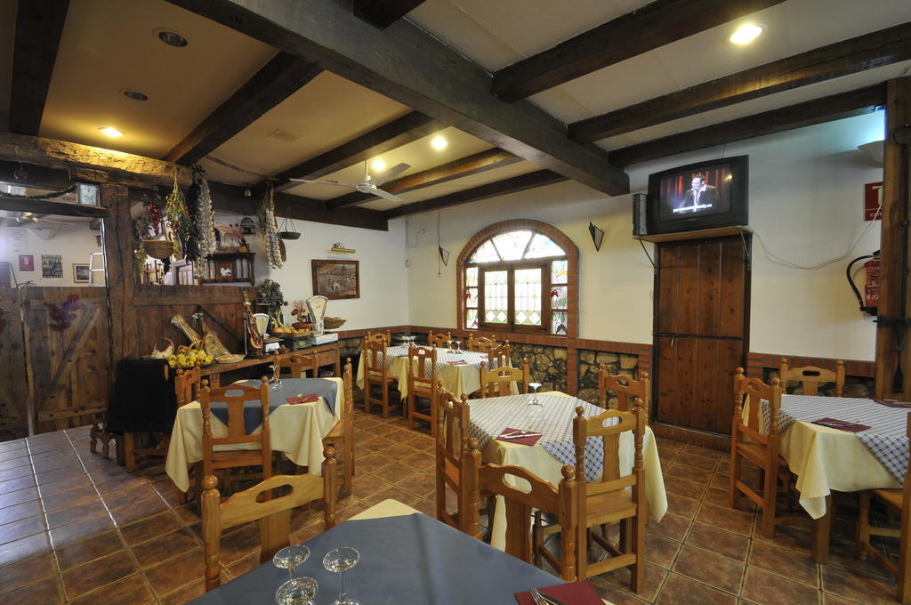 Hospedaje Rural Casa Parri Poveda de la Sierra Екстериор снимка