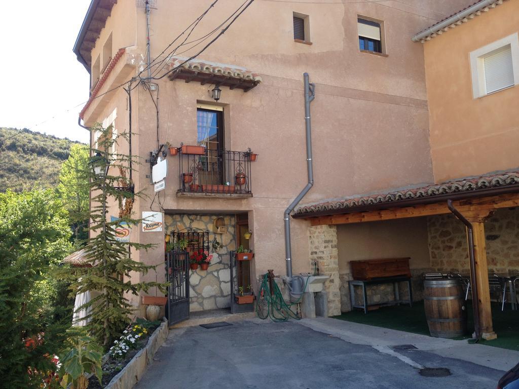 Hospedaje Rural Casa Parri Poveda de la Sierra Екстериор снимка