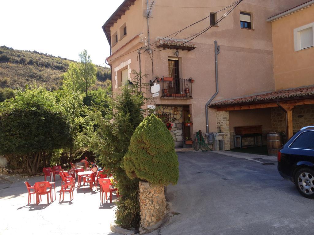 Hospedaje Rural Casa Parri Poveda de la Sierra Екстериор снимка